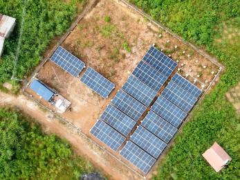 Overhead view of solar panels 